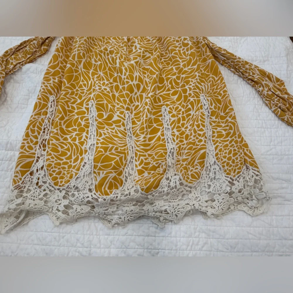 Lovers + Friends | Fairy Off Shoulder Crochet Mosaic Mustard Mini Dress - Picture 6 of 10